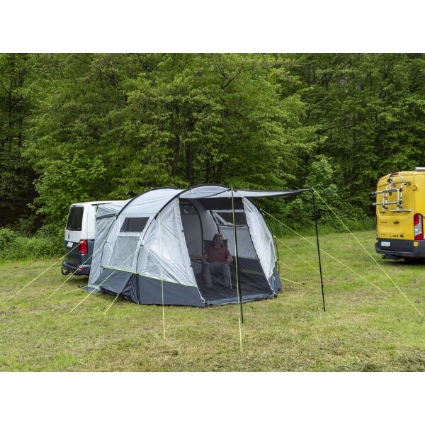 Predstan k dodávke Reimo Re-Tent Tour Easy